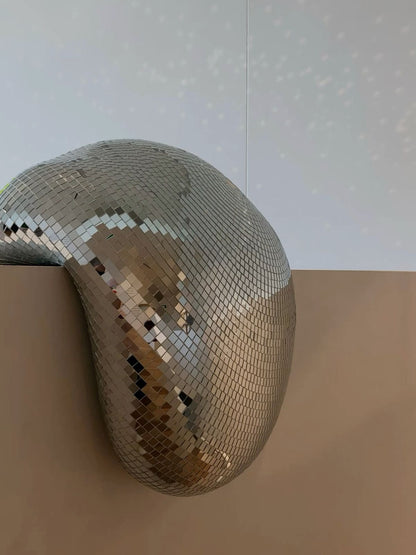Vintage-Inspired Flowing Glass Sculpture for Home Accents