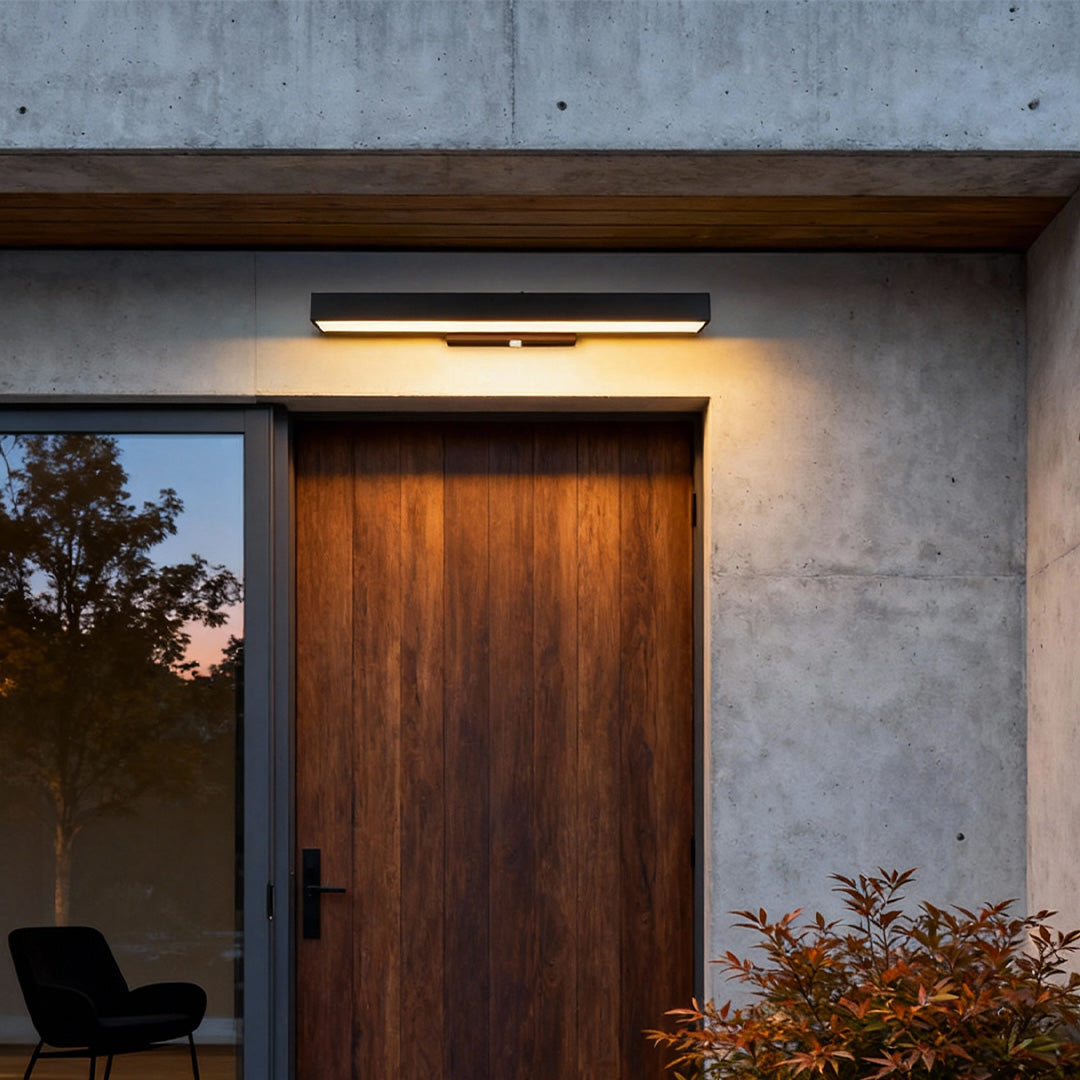 Smart LED Outdoor Wall Light with Motion Sensor – Black