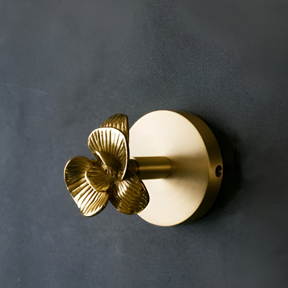 Wild Elegance Wall Hook - Unique Copper Coat Organizer