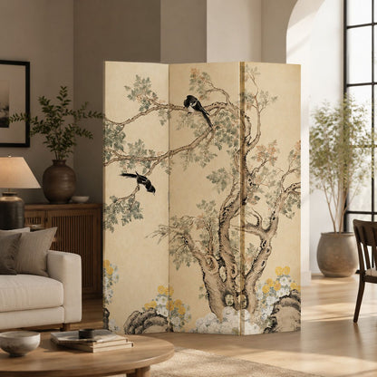 Elegant Folding Screen with Nature-Inspired Artwork