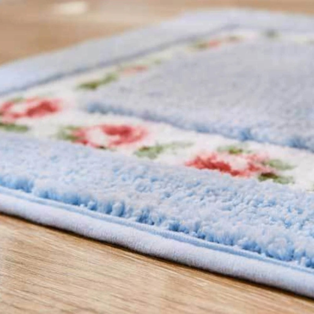 Charming Floral Non-Slip Microfiber Bath Mat for Cozy Spaces
