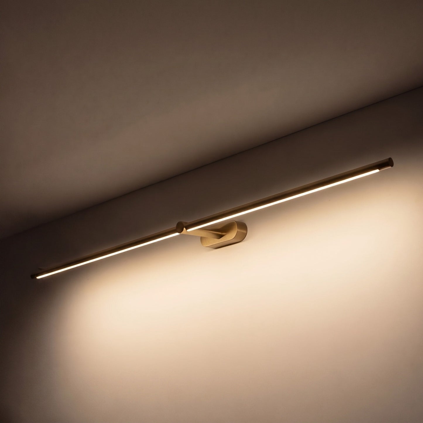 Versatile Hardwired LED Wall Light with Customizable Design