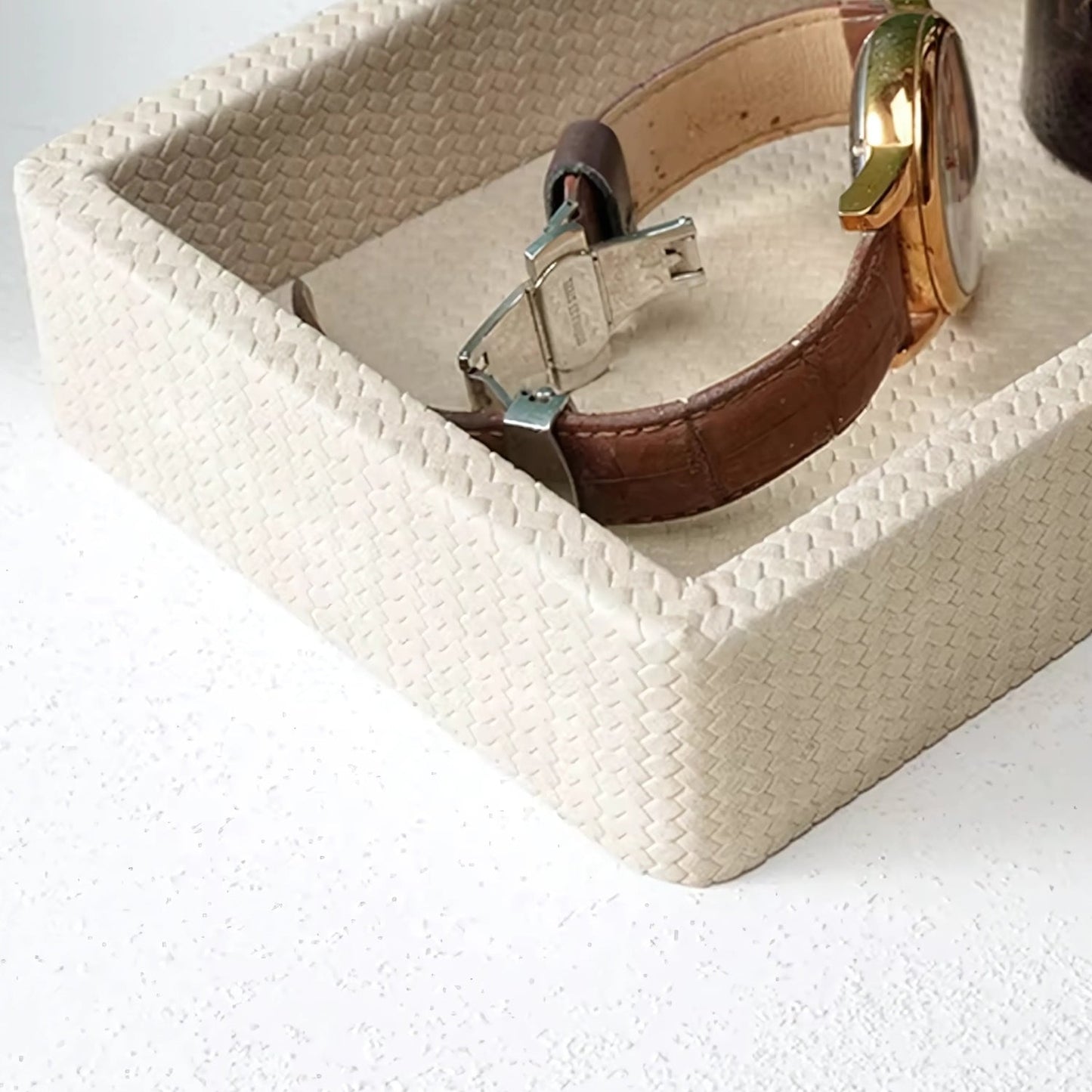 Elegant Wooden Storage Tray with Unique Texture