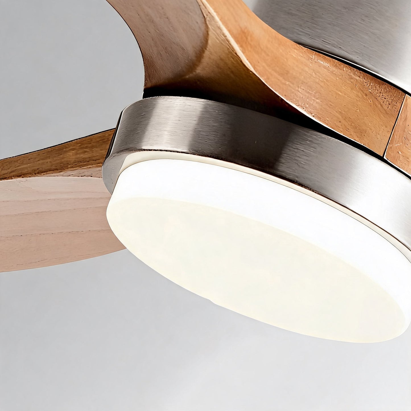 Smart Energy-Saving Ceiling Fan with Adjustable LED Lighting