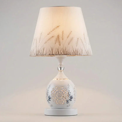 Elegant Crystal Table Lamp with Gold Accents