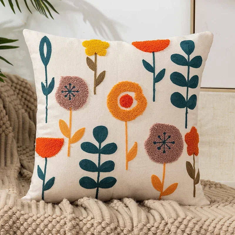 Chic Floral Cushion Cover – Elegant Decorative Pillow Case
