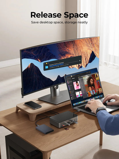 USB Hub with 10 Ports and Multiple Connection Options