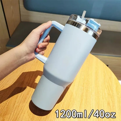 Water Bottle with Straw – Insulated Design