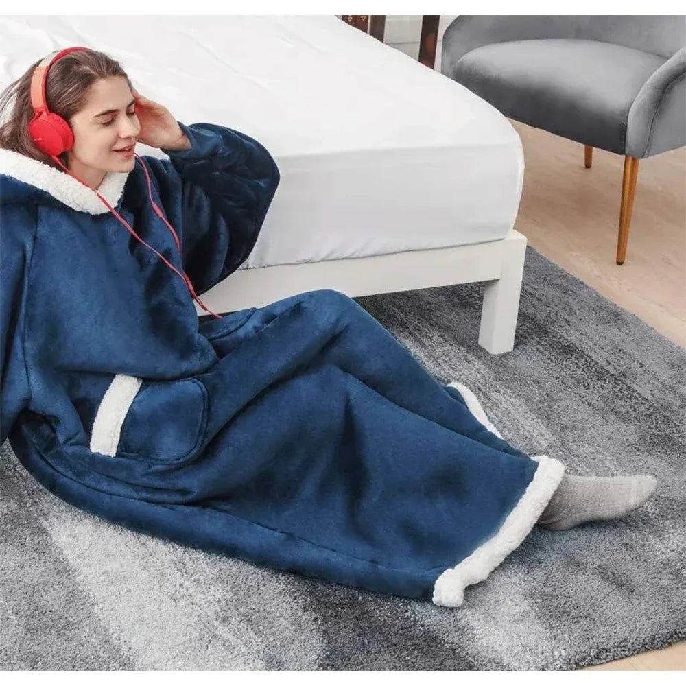 Cozy Fleece Hoodie Blanket in Extra Large Size for Warm Comfort