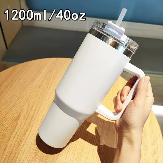 Water Bottle with Straw – Insulated Design