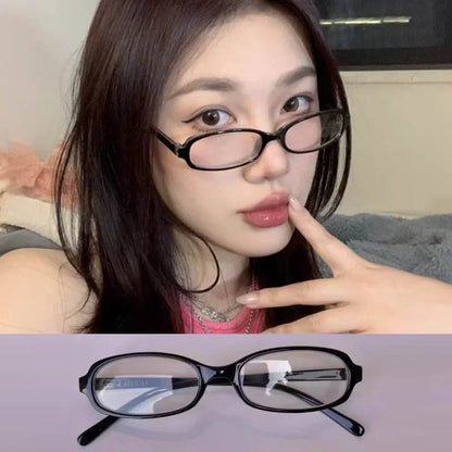 Retro Small Frame Sunglasses Inspired by Y2K Style