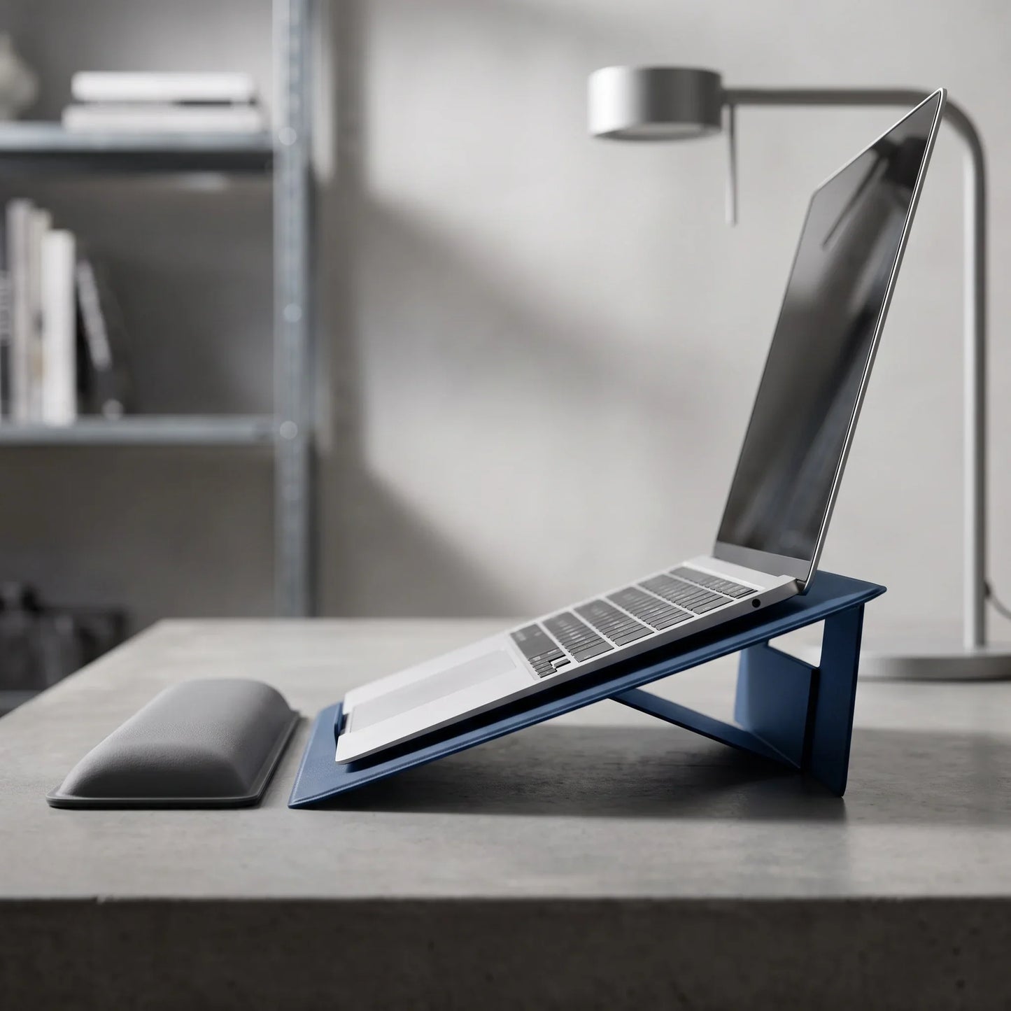 Collapsible Laptop Stand with Magnetic Features