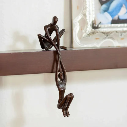 Elegant Resin Art Piece of Loving Couple for Wall Display