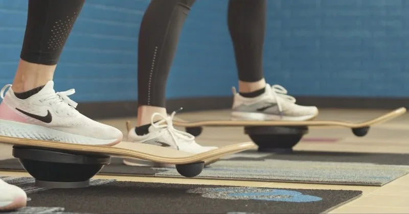Balance Board with Rotating Feature