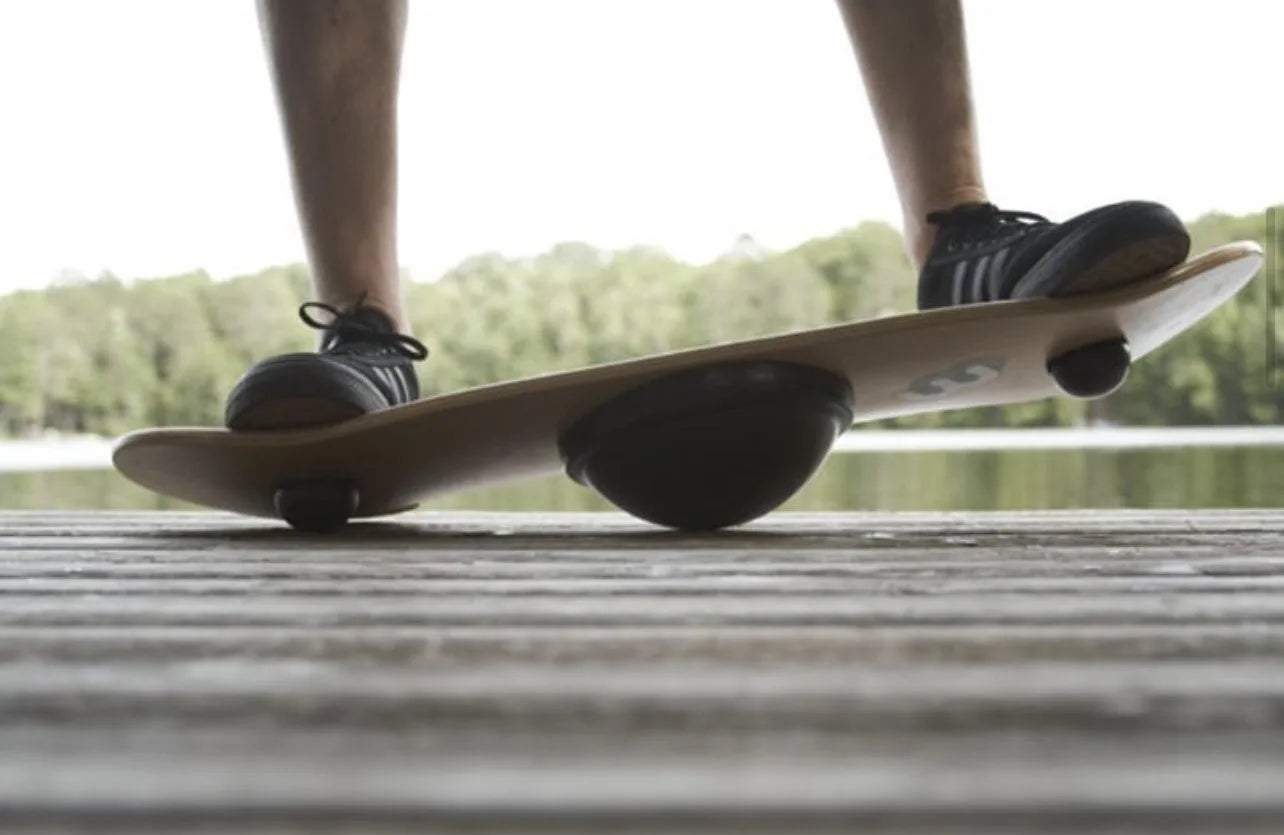 Rotating Balance Board for Enhanced Stability Training
