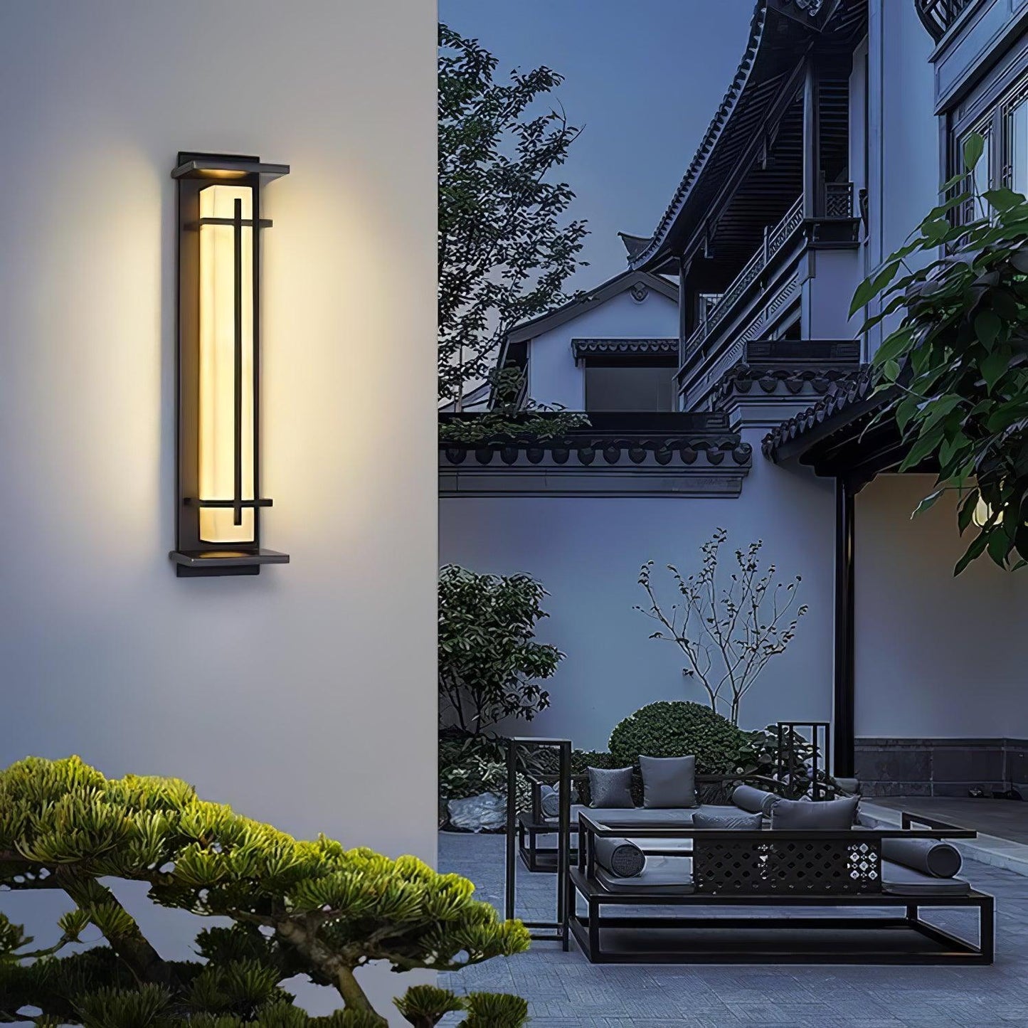 Stylish Waterproof LED Outdoor Wall Light with Modern Design