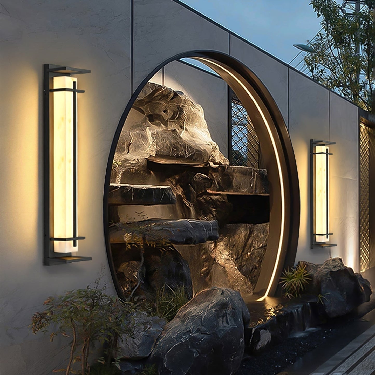 Stylish Waterproof LED Outdoor Wall Light with Modern Design