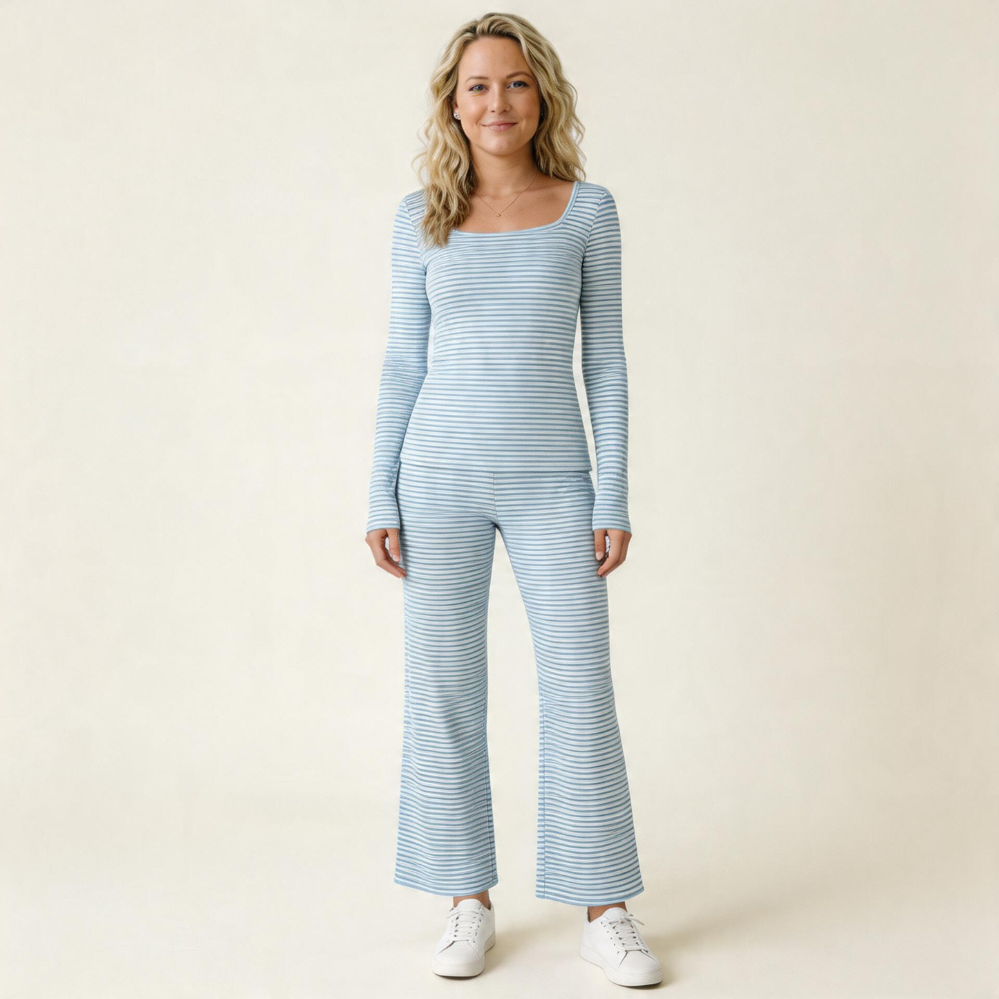 Striped Lounge Outfit for Sunday Relaxation