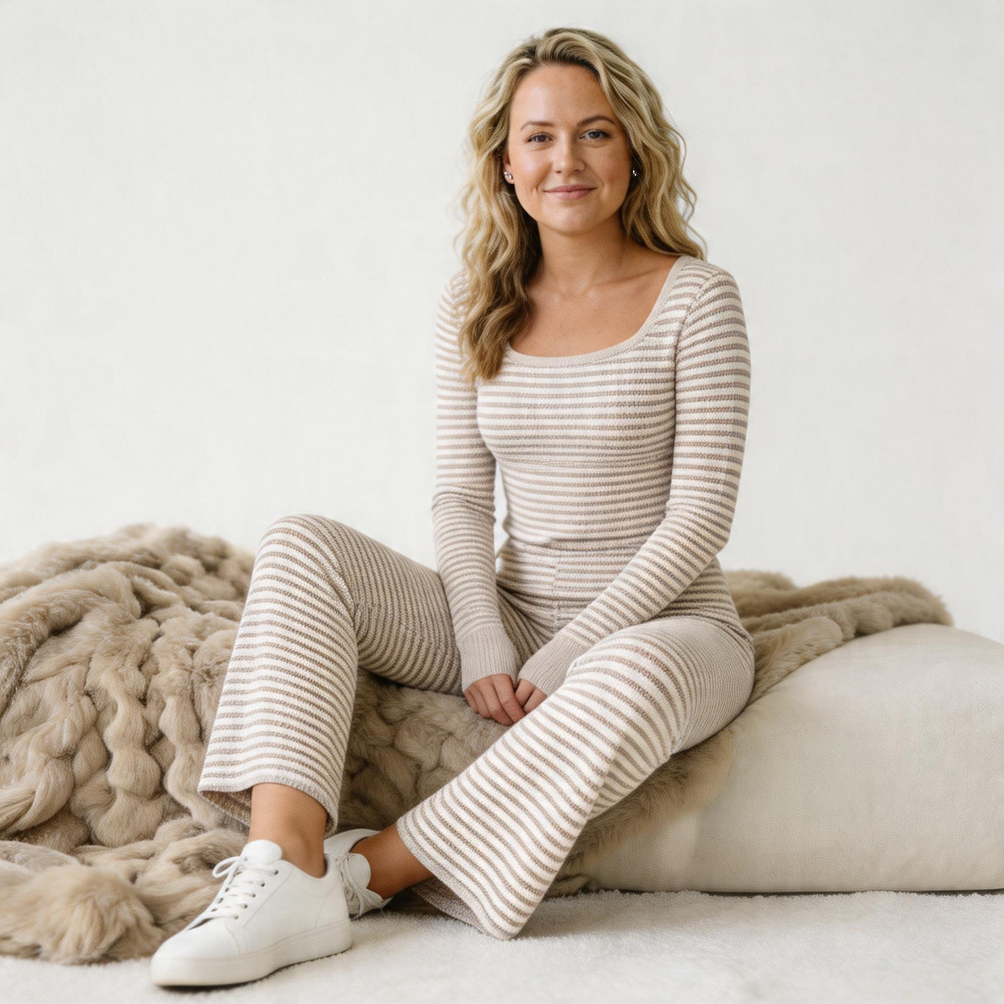 Striped Lounge Outfit for Sunday Relaxation