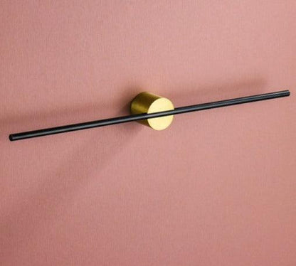 Stylish Portable Towel Rack for Contemporary Spaces