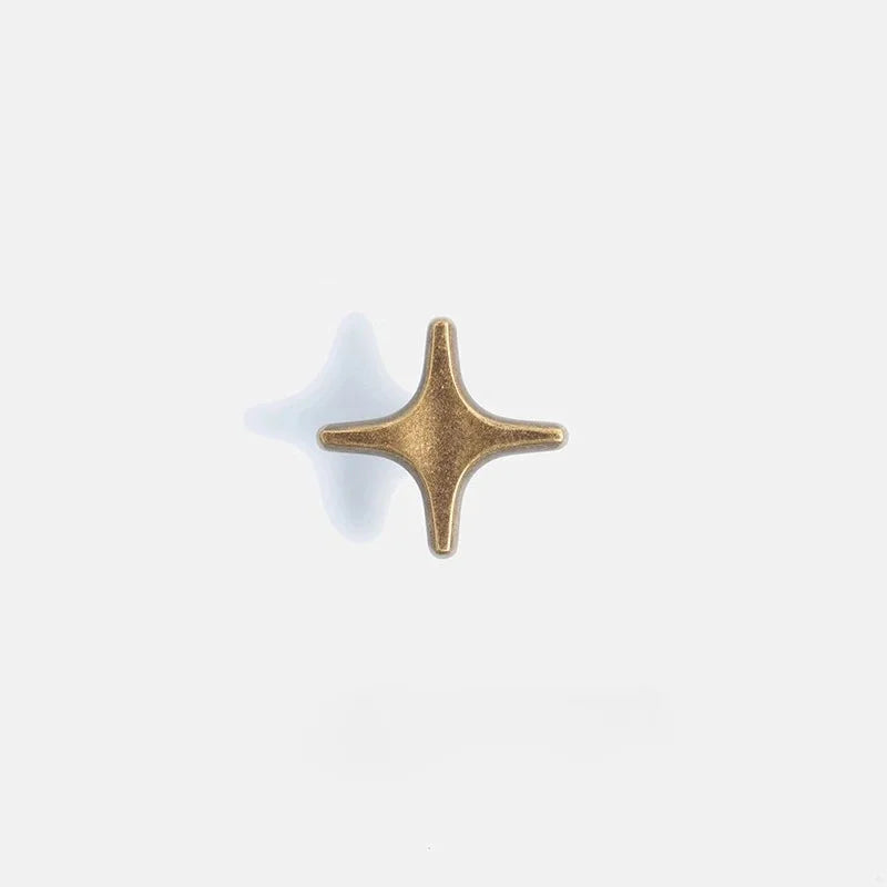Chic Antique Brass Drawer Handles for Timeless Appeal