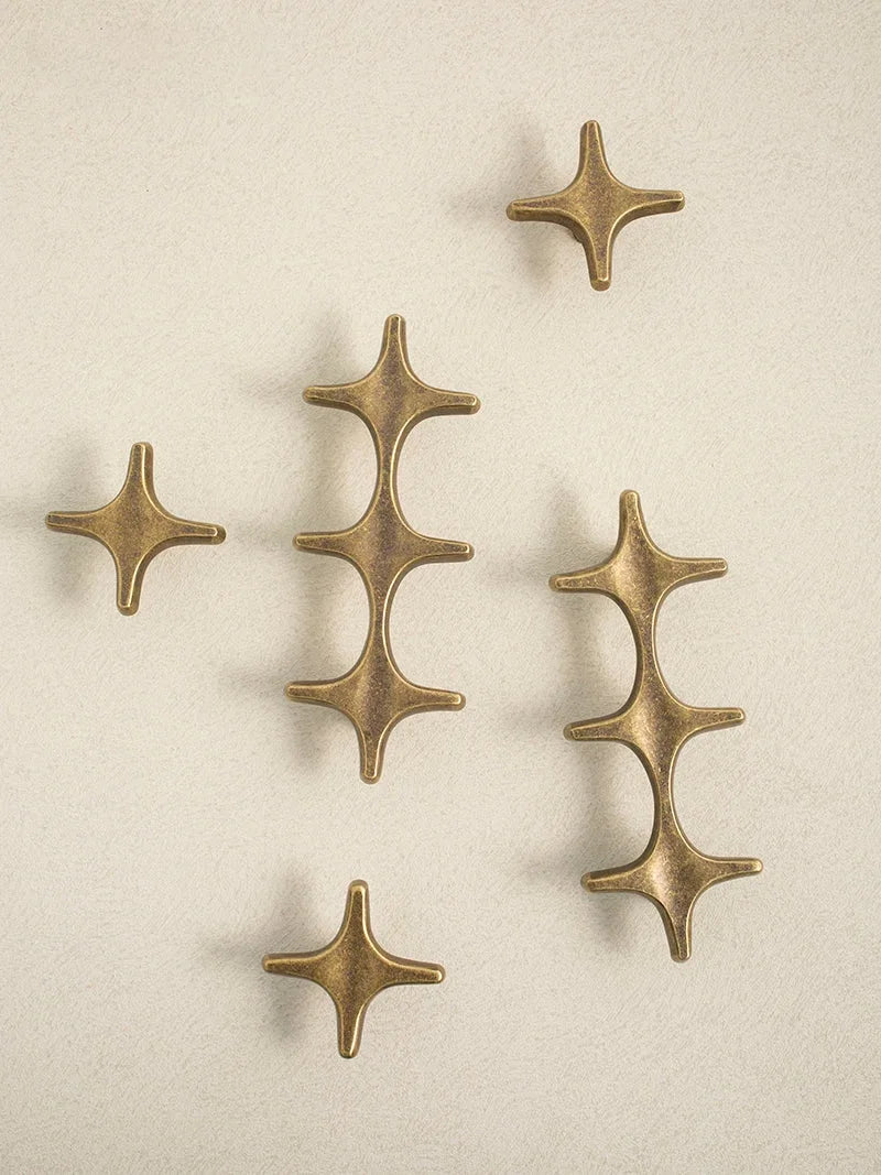 Chic Antique Brass Drawer Handles for Timeless Appeal
