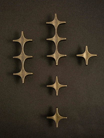 Chic Antique Brass Drawer Handles for Timeless Appeal