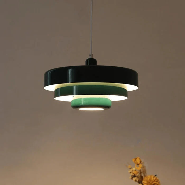 Vintage Inspired Metal Pendant Light – Stylish LED Fixture