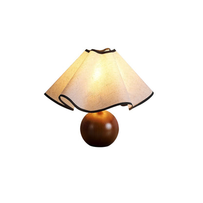 Elegant Wave-Design Table Lamp for Modern Interiors