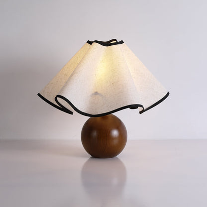 Elegant Wave-Design Table Lamp for Modern Interiors