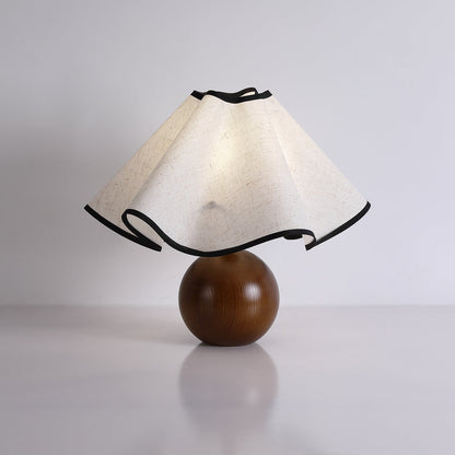 Elegant Wave-Design Table Lamp for Modern Interiors