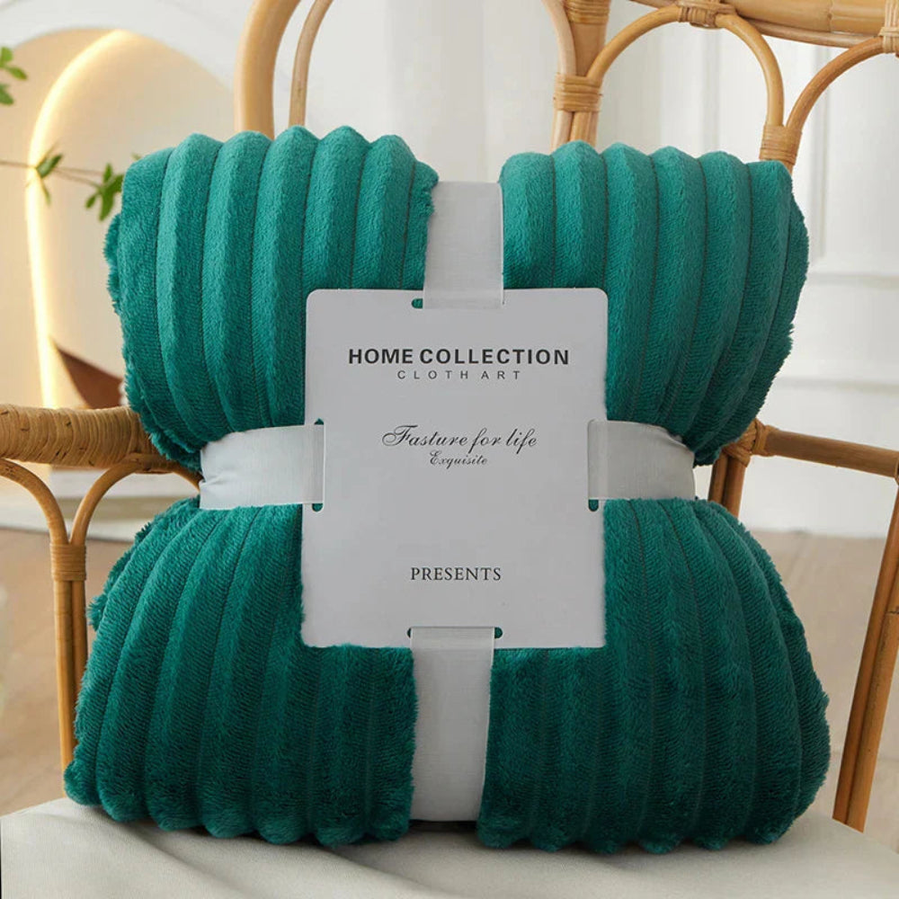 Chic Striped Fleece Throw Blanket for Ultimate Comfort