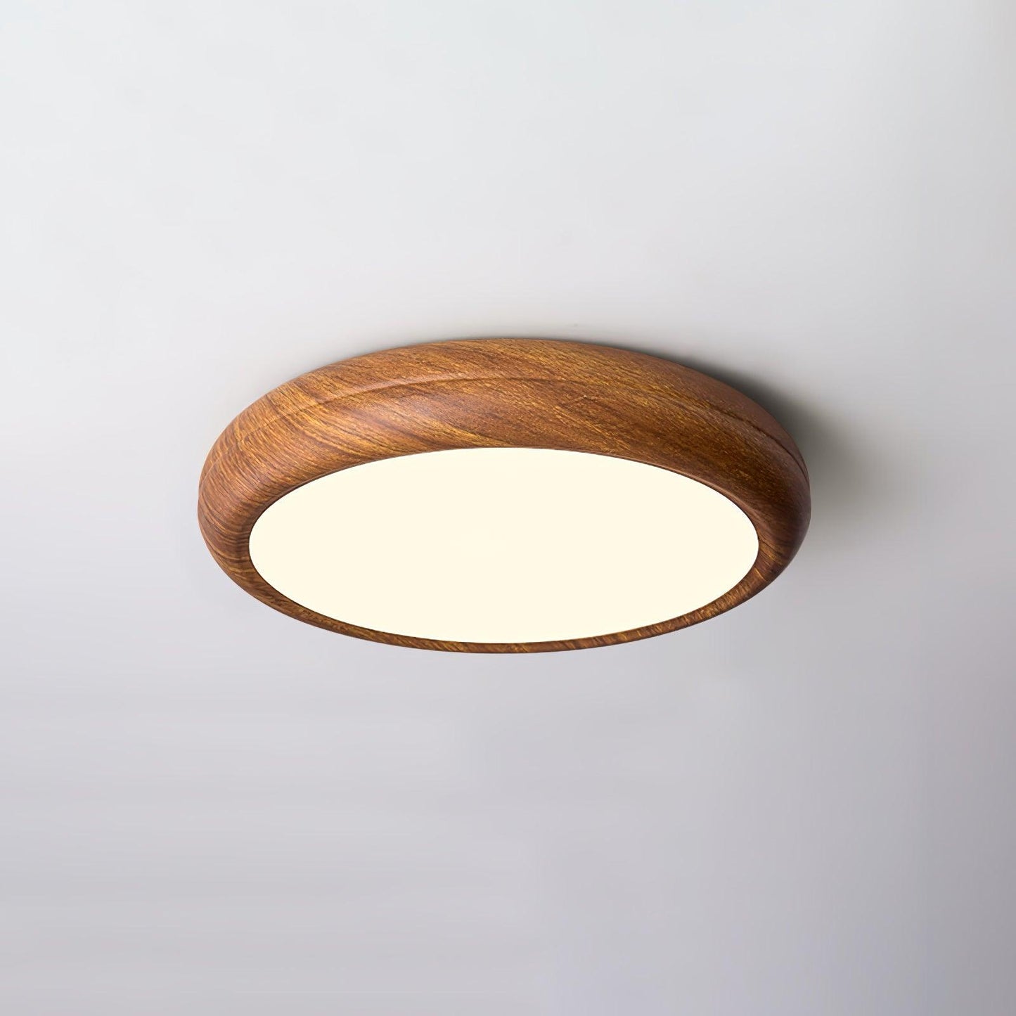 Elegant Wood-Look Flush Mount Ceiling Lamp for Cozy Spaces