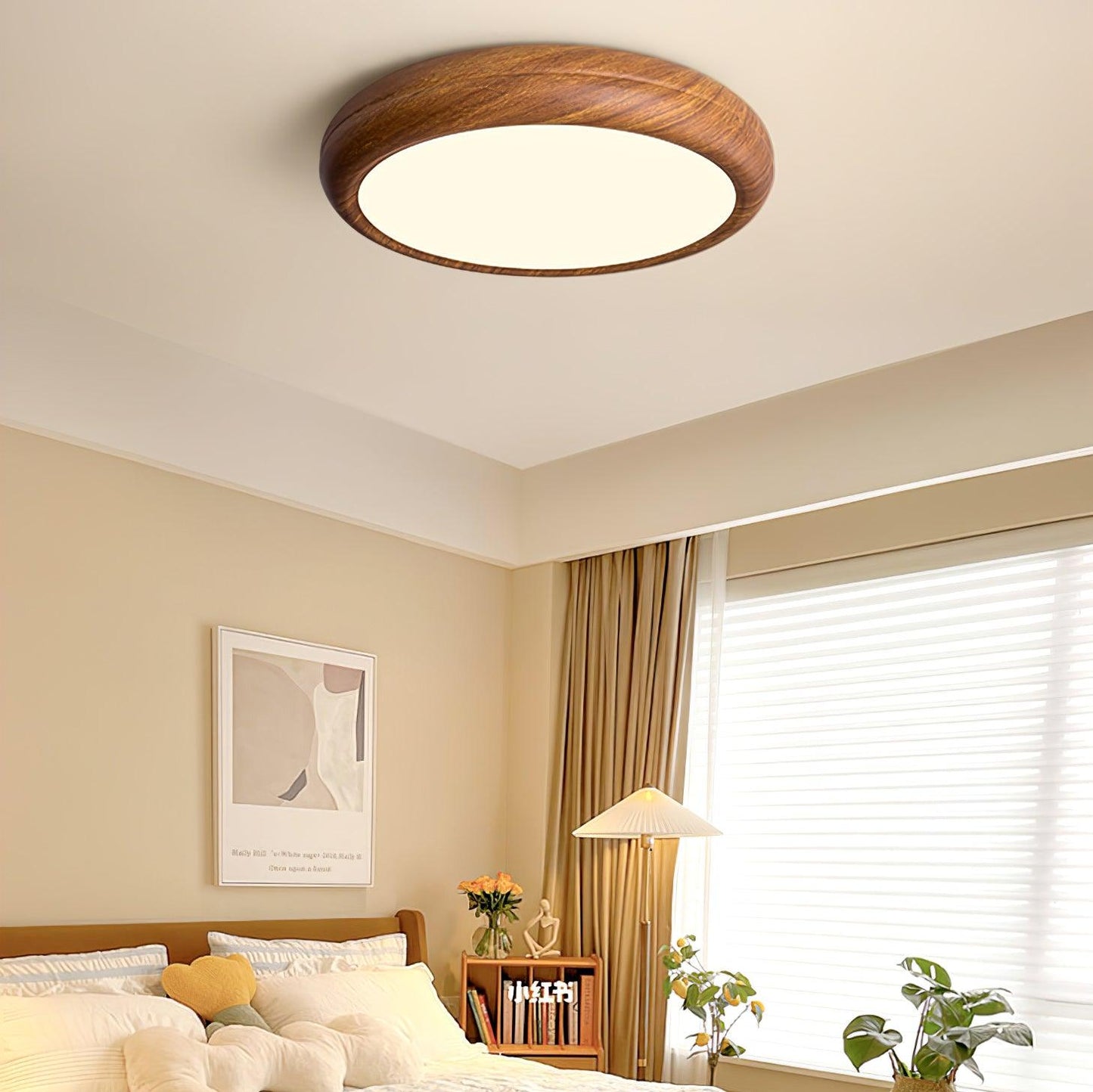Elegant Wood-Look Flush Mount Ceiling Lamp for Cozy Spaces
