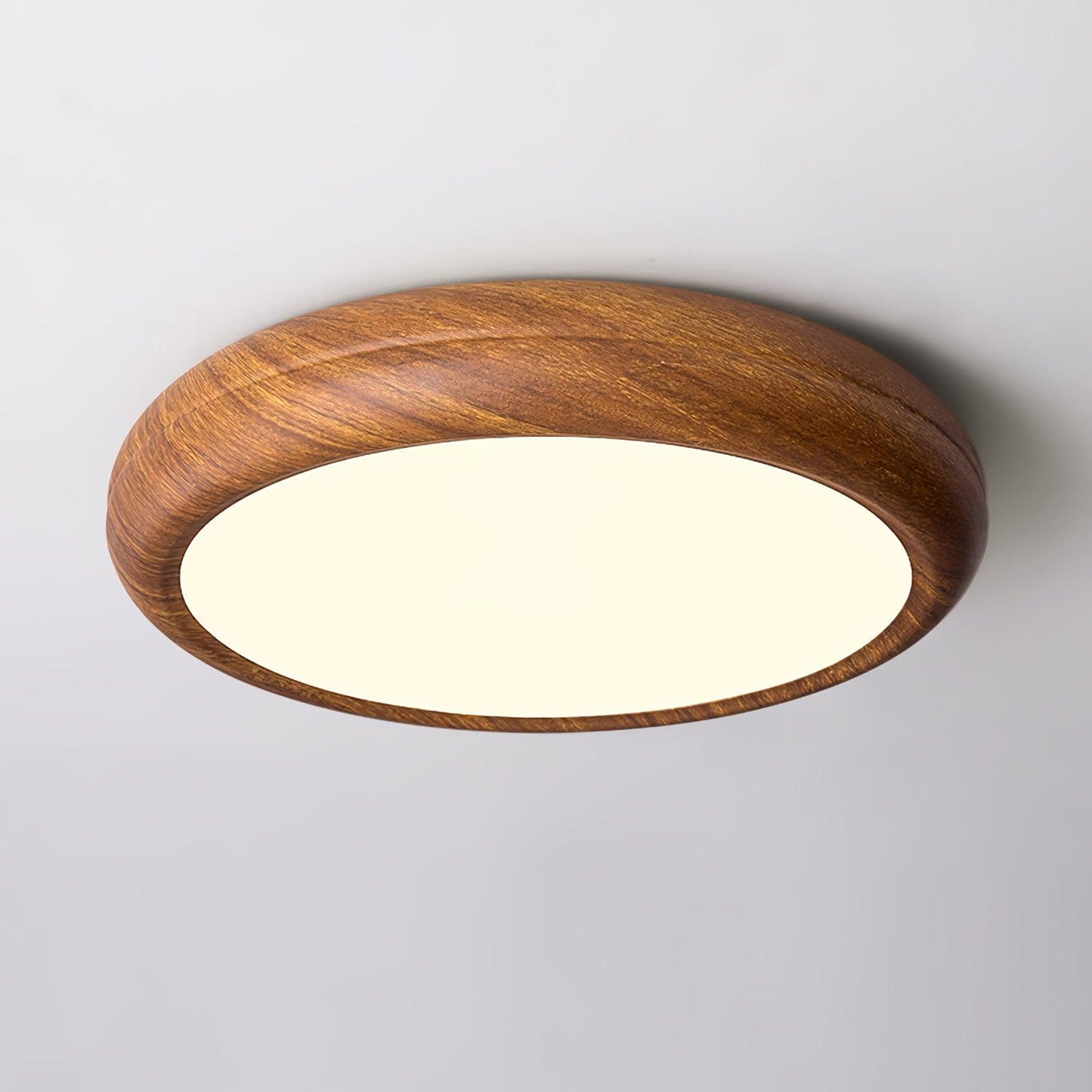 Elegant Wood-Look Flush Mount Ceiling Lamp for Cozy Spaces