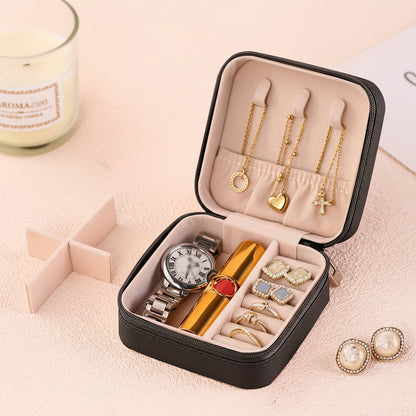 Chic Travel Jewelry Storage Case - Perfect Gift for Mom
