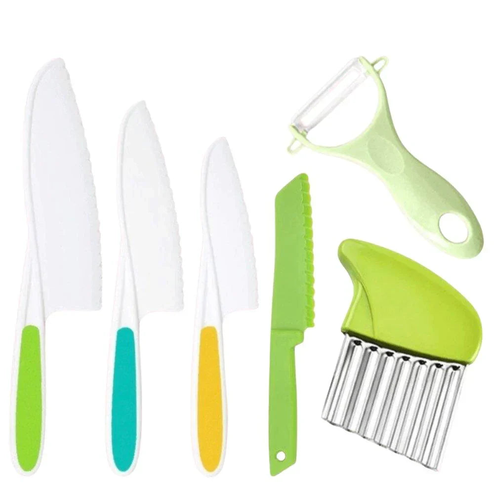 Play Kitchen Set for Budding Chefs