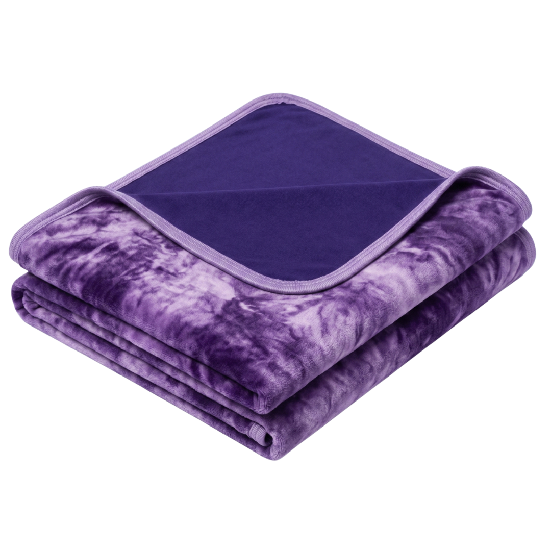 Reversible Cooling Blanket in Breathable Nylon Fabric