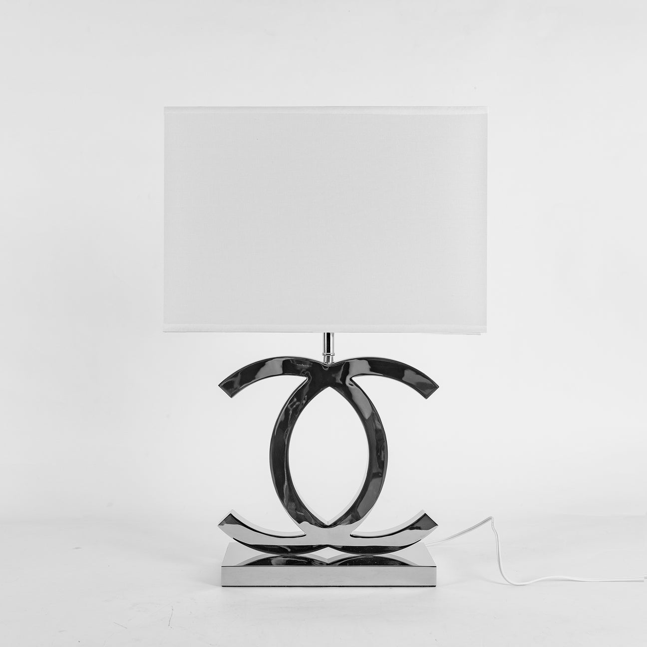 Sleek Stainless Steel Focused Lighting Table Lamp (36.5 cm x 62 cm)