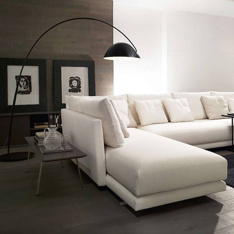Elegant Arc Floor Lamp with Sleek Black Finish