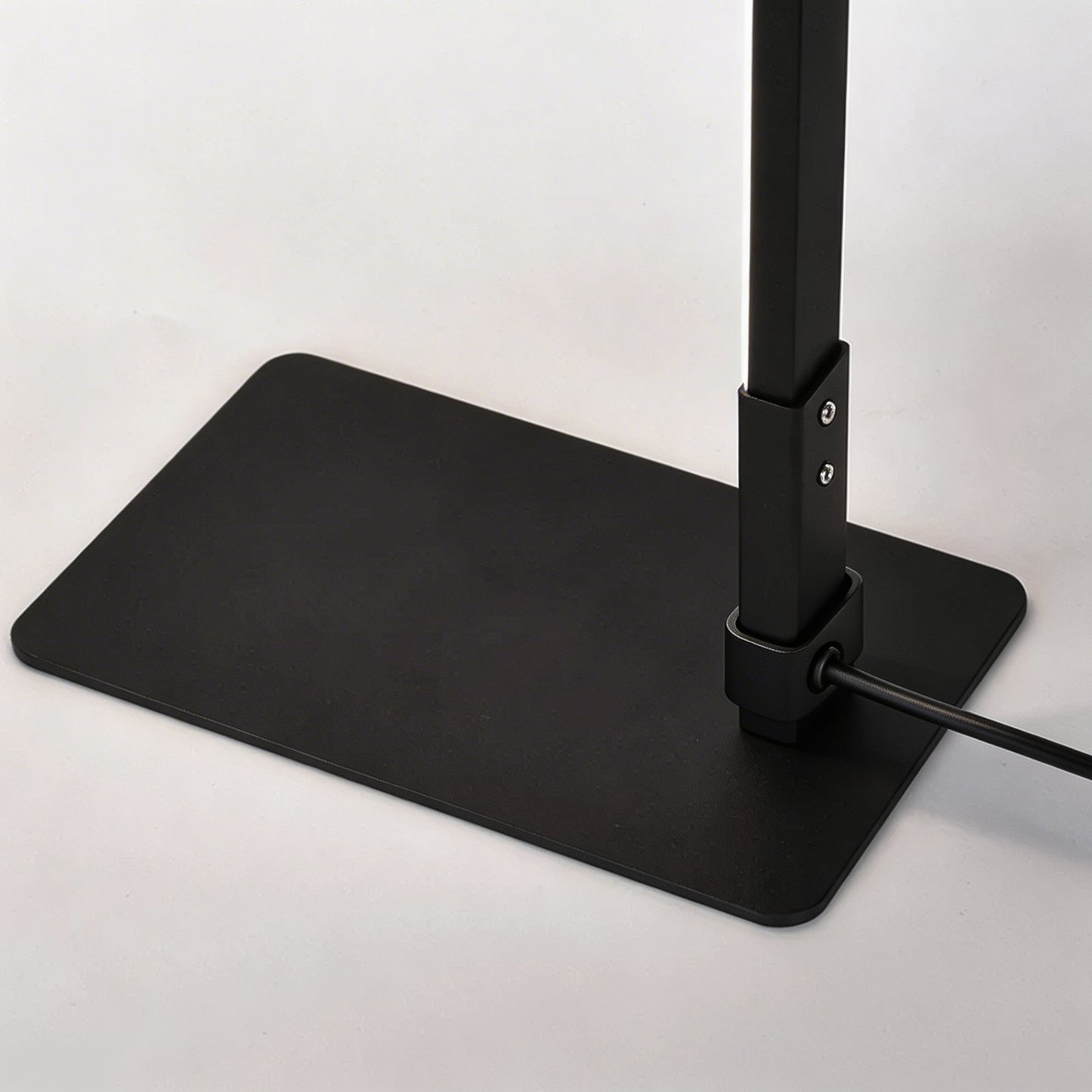 Modern Silicone Lamp for Tabletops
