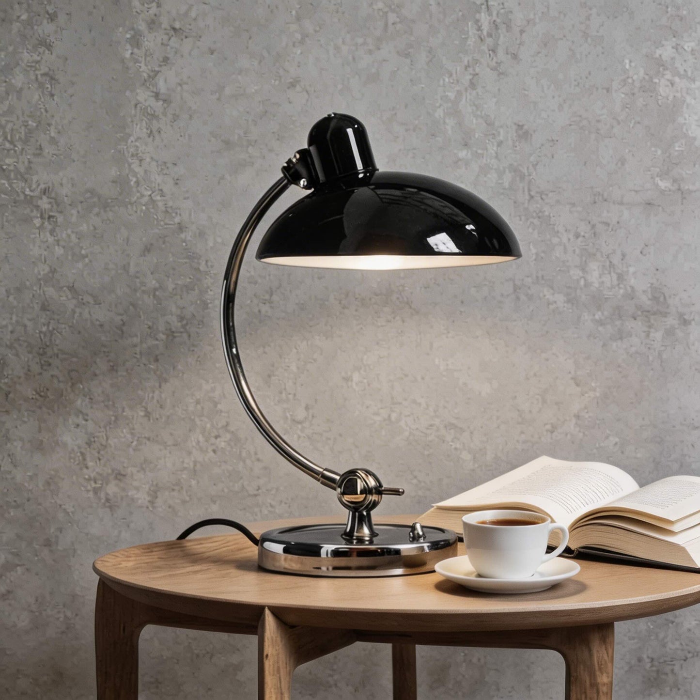 Adjustable Desk Lamp in Contemporary Metal Design