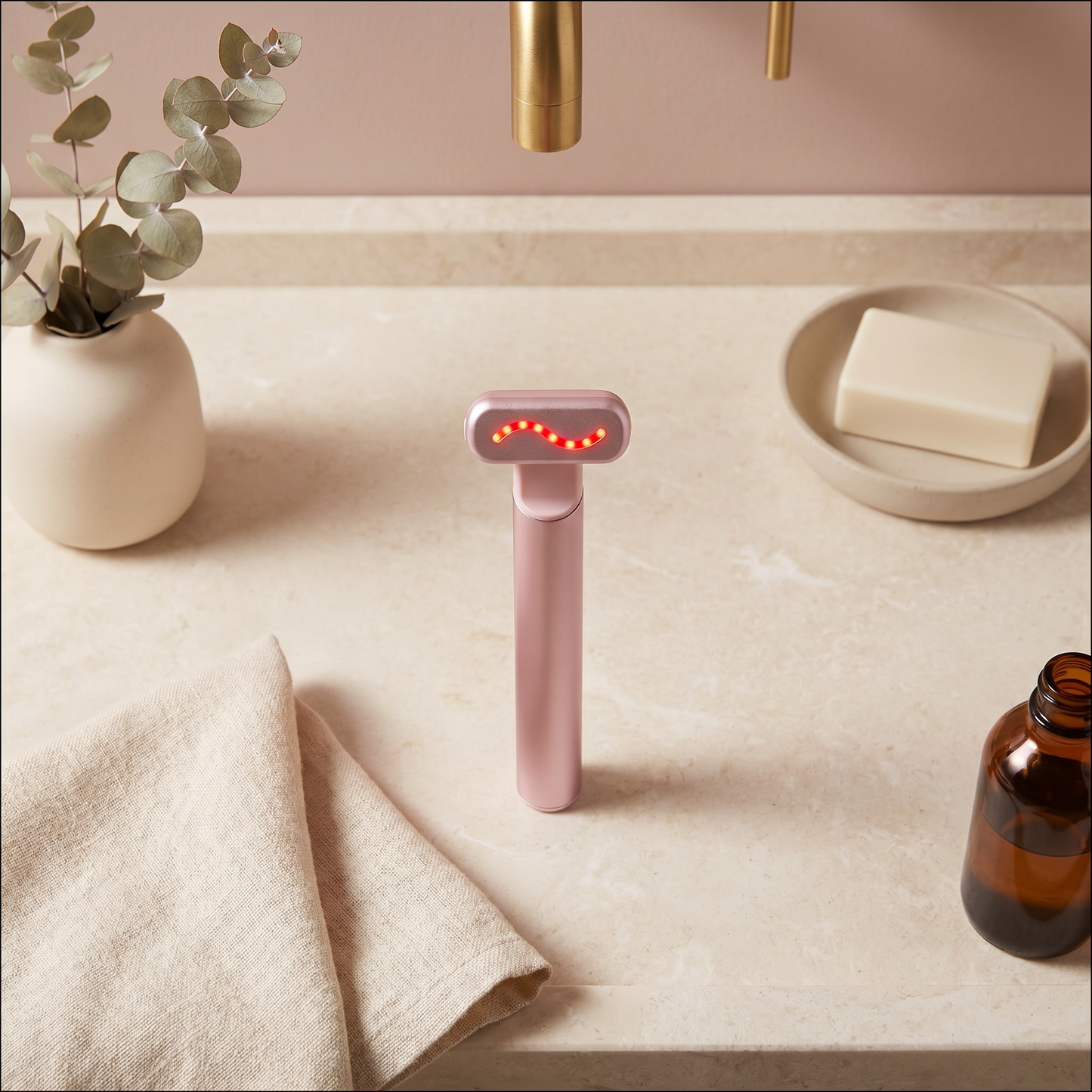 Sculpting Wand for Radiant Skin