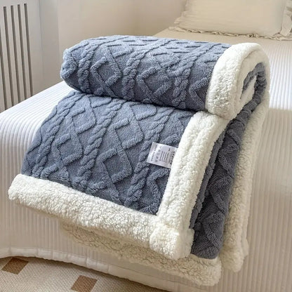Cozy Luxe Throw Blanket – Your Essential Soft Companion