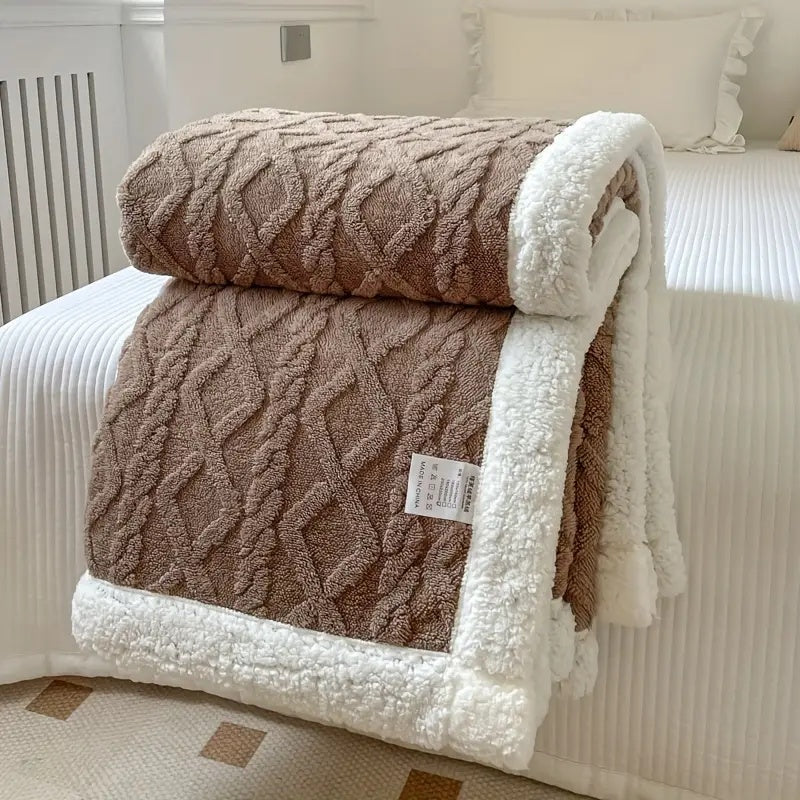 Cozy Luxe Throw Blanket – Your Essential Soft Companion