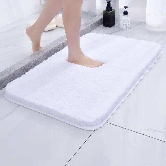 Plush Comfort Bath Mat for Ultimate Relaxation