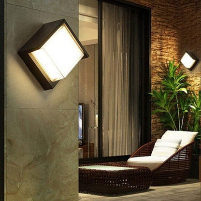 Solar-Powered Wall Light with Motion Detection for Outdoor Safety