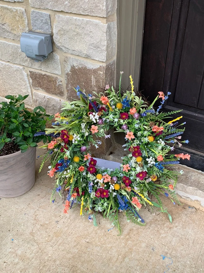 Cheerful Springtime Wreath – Brighten Your Home's Entrance