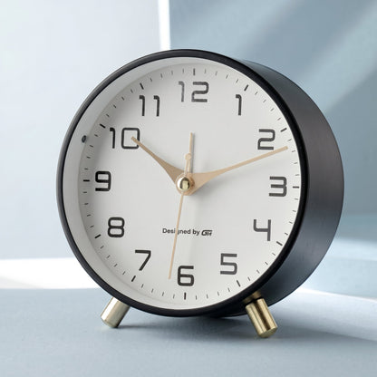 Elegant Scandinavian-Inspired Silent Round Desk Clock