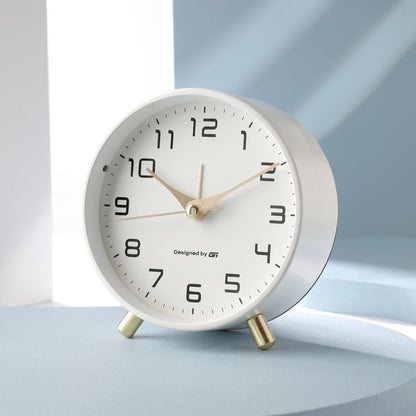 Elegant Scandinavian-Inspired Silent Round Desk Clock